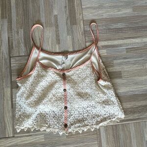 Lace crop top MED